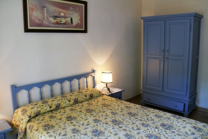 Imagen de la habitación del Apartamentos La Pineda. Foto 4