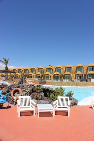 Imagen general del Apartamentos La Piramide, Costa de Antigua. Foto 2