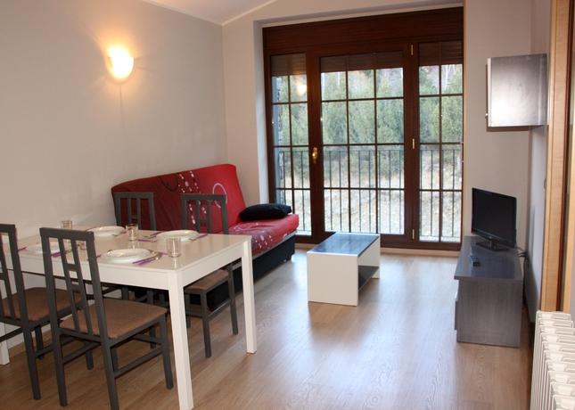 Imagen de los interiores del Apartamentos La Pleta 3000. Foto 5