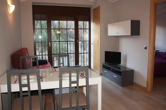 Imagen de la habitación del Apartamentos La Pleta 3000. Foto 3