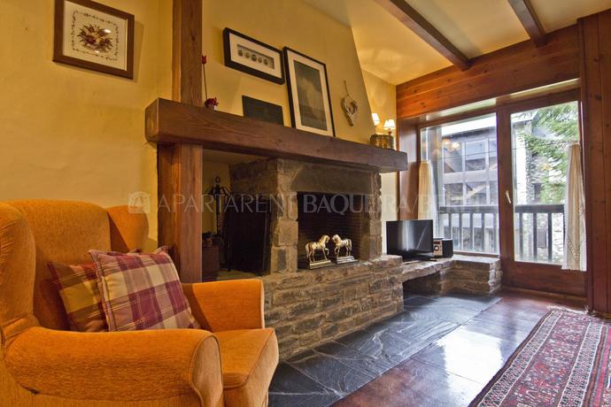 Imagen de la habitación del Apartamentos La Pleta Y Nin Cota 1700. Foto 6