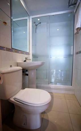 Imagen de la habitación del Apartamentos La Proa. Foto 11