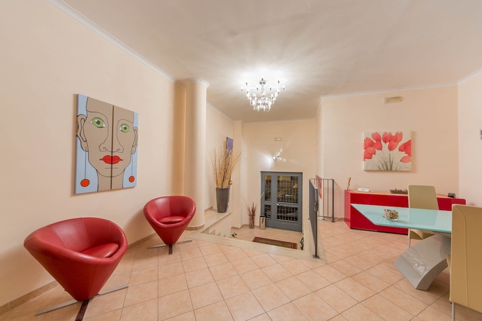 Imagen de los interiores del Apartamentos La Residenza, N&aacute;poles. Foto 19