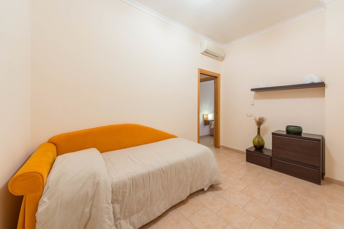 Imagen de la habitación del Apartamentos La Residenza, N&aacute;poles. Foto 17