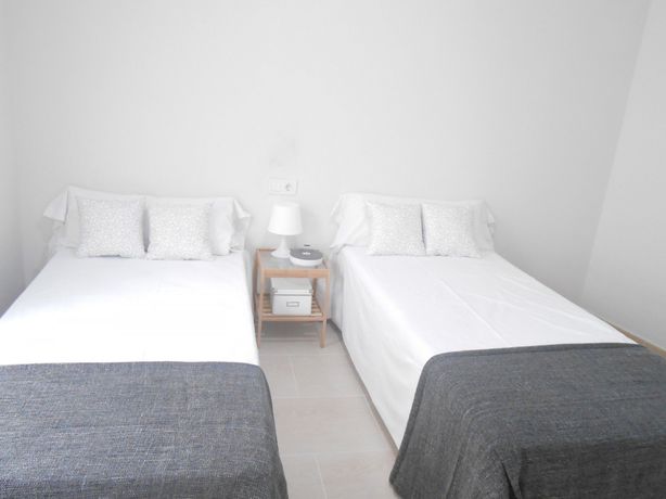 Imagen de los interiores del Apartamentos La Rosita Old Town. Foto 15