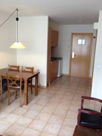 Imagen de la habitación del Apartamentos La Serrera. Foto 16