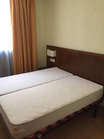 Imagen de la habitación del Apartamentos La Serrera. Foto 17