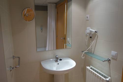 Imagen de la habitación del Apartamentos La Serrera. Foto 19