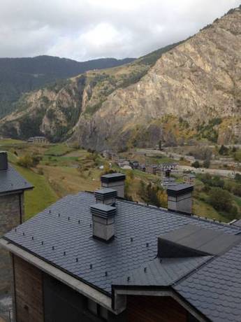 Imagen de la habitación del Apartamentos La Serrera. Foto 20