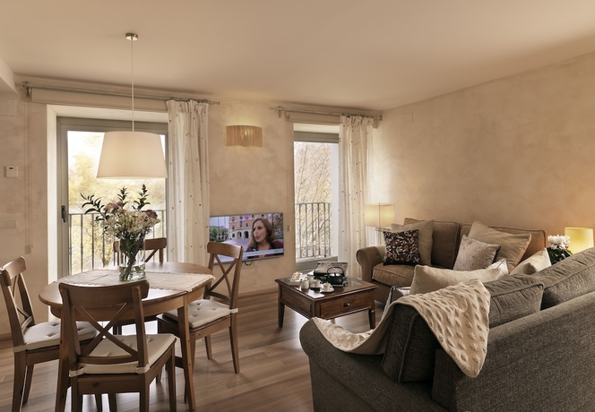 Imagen de la habitación del Apartamentos La Torreta Del Llac. Foto 3