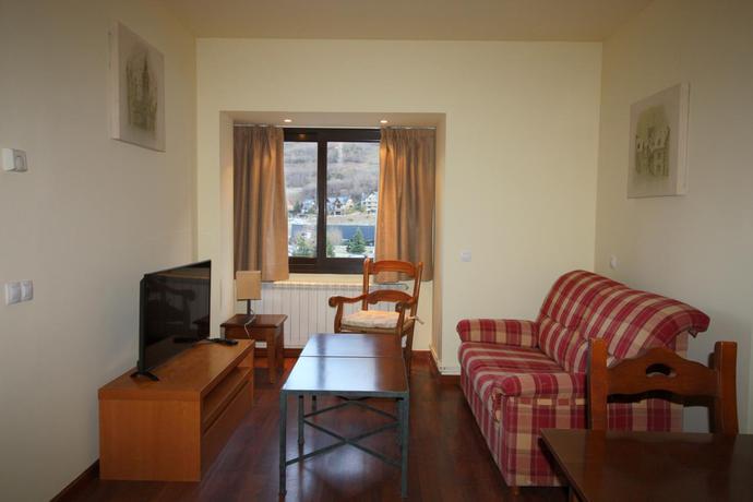 Imagen de la habitación del Apartamentos La Vall Verda. Foto 2