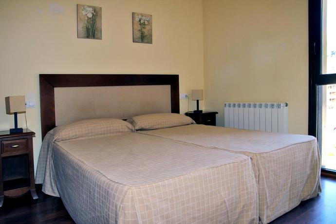 Imagen de la habitación del Apartamentos La Vall Verda. Foto 3