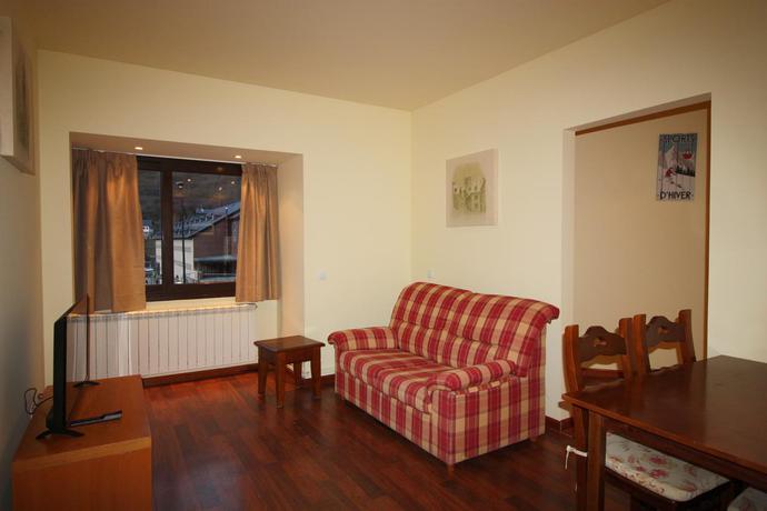 Imagen de la habitación del Apartamentos La Vall Verda. Foto 6