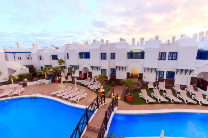 Imagen general del Apartamentos Labranda Bahía Fañabe and Villas – All Inclusive. Foto 1