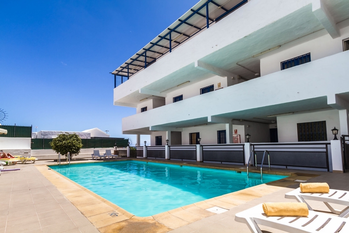 Imagen de la piscina del Apartamentos Labranda Los Cocoteros. Foto 11