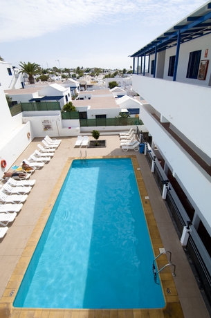 Imagen de la piscina del Apartamentos Labranda Los Cocoteros. Foto 12