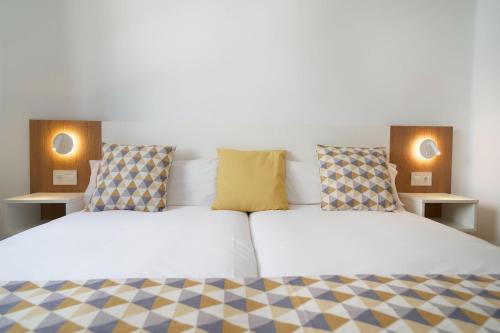 Imagen de la habitación del Apartamentos Labranda Playa Club. Foto 7