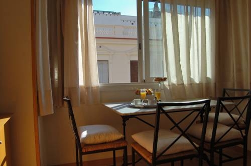 Imagen general del Apartamentos Laforja, Sarri&agrave;-Sant Gervasi. Foto 2
