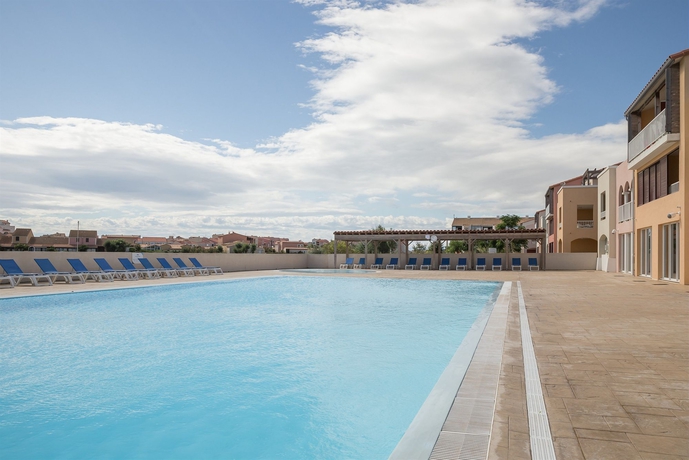 Imagen de la piscina del Apartamentos Lagrange Vacances Catalana. Foto 15