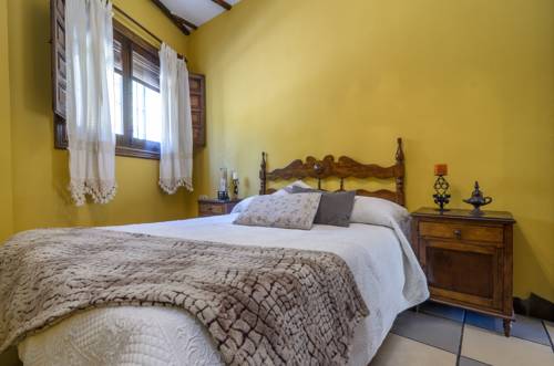Imagen de la habitación del Apartamentos Lanjarón Rural. Foto 4