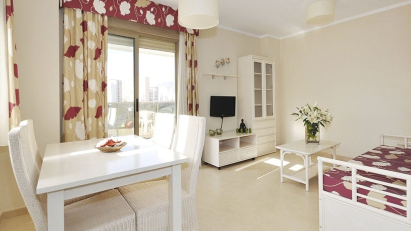 Imagen de la habitación del Apartamentos Larimar, Calpe. Foto 7