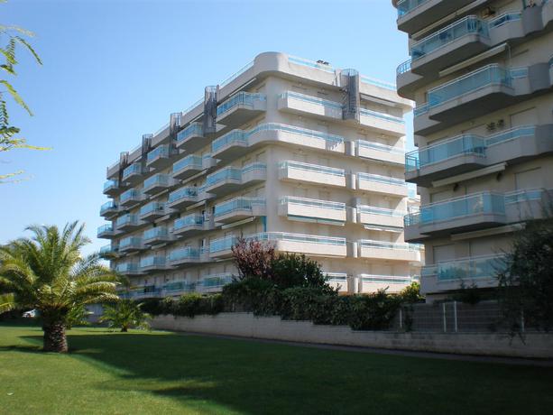 Imagen general del Apartamentos Larimar Rodor. Foto 3