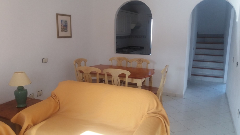 Imagen de los interiores del Apartamentos Las Adelfas 2. Foto 5