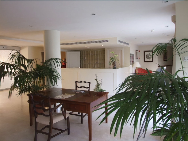 Imagen de los interiores del Apartamentos Las Arcadias. Foto 15