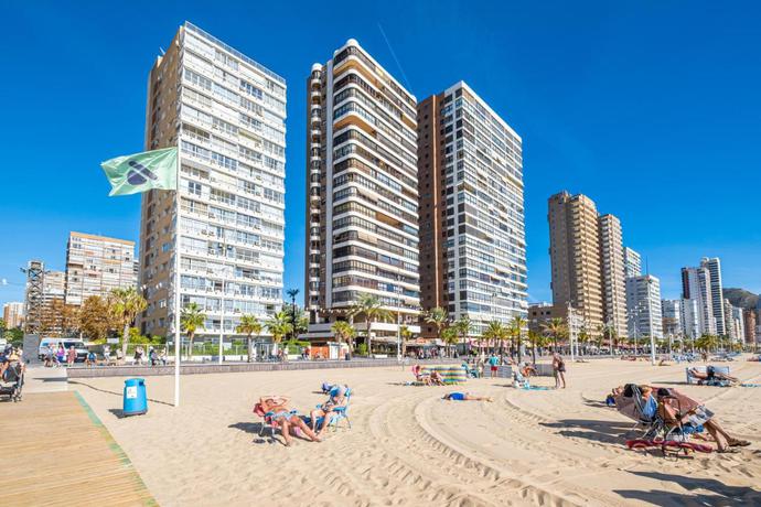 Imagen de los exteriores del Apartamentos Las Arenas 1-C. Foto 9