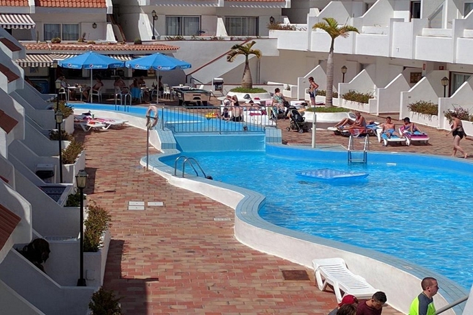 Imagen general del Apartamentos Las Floritas. Foto 11