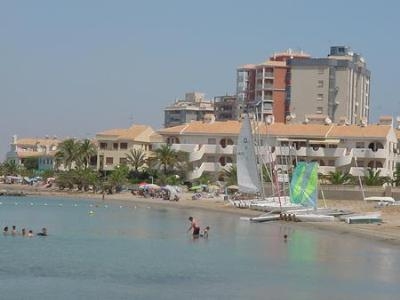 Imagen de los exteriores del Apartamentos Las Góndolas, La Manga del Mar Menor. Foto 6