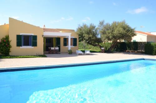 Imagen de la habitación del Apartamentos Las Golondrinas, Calan Bosch. Foto 9