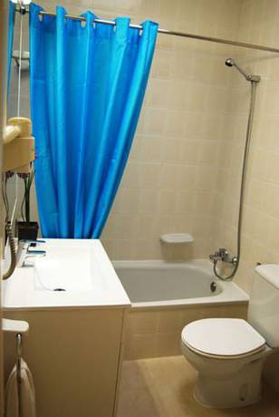 Imagen de la habitación del Apartamentos Las Golondrinas, Calan Bosch. Foto 12