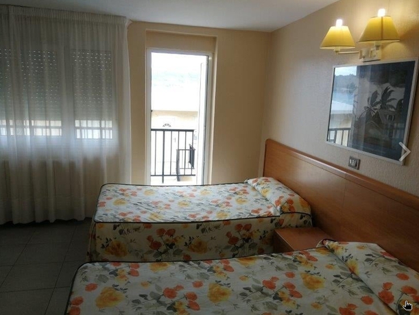 Imagen de la habitación del Apartamentos Las Sirenas, Viveiro. Foto 3