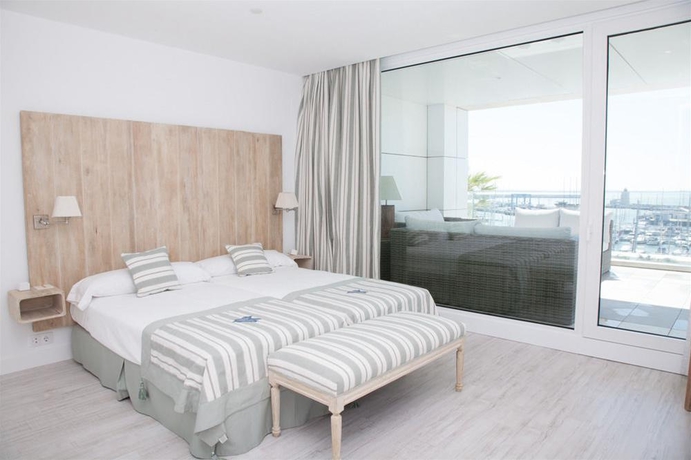 Imagen general del Apartamentos Las Suites De Puerto Sherry. Foto 16