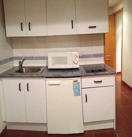 Imagen general del Apartamentos Las Tuyas Residencial. Foto 5