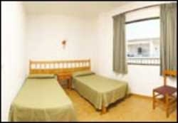 Imagen de la habitación del Apartamentos Laura S Atalaya. Foto 2