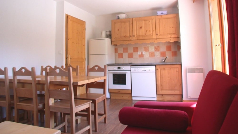 Imagen de la habitación del Apartamentos L'ecrin Des Neiges. Foto 11