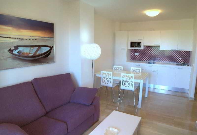 Imagen general del Apartamentos Leo Canela. Foto 6