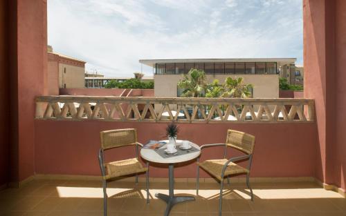 Imagen general del Apartamentos Leo Enebrales. Foto 7