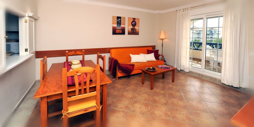 Imagen de la habitación del Apartamentos Leo Faro-marina. Foto 5
