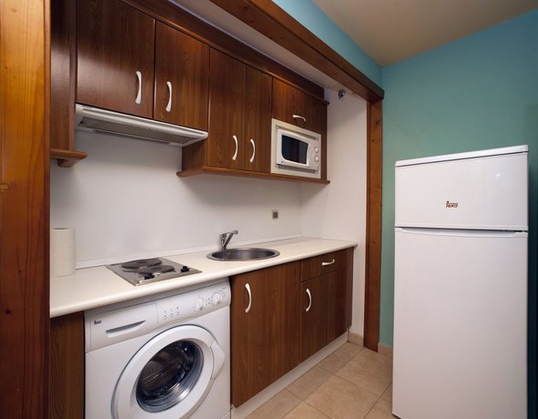 Imagen de la habitación del Apartamentos Leo Jardines De Isla Canela. Foto 7