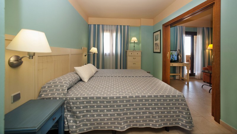 Imagen de la habitación del Apartamentos Leo Jardines De Isla Canela. Foto 9