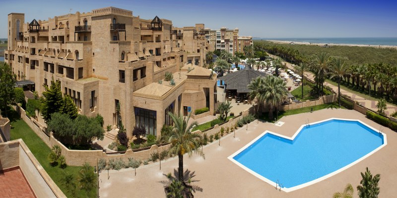 Imagen general del Apartamentos Leo Jardines De Isla Canela. Foto 3