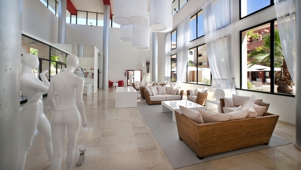 Imagen de los interiores del Apartamentos Leo Punta Umbria- Adults Only. Foto 13