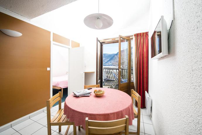 Imagen de los interiores del Apartamentos Les Ramondies. Foto 2