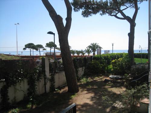 Imagen de la habitación del Apartamentos Les Roques. Foto 11