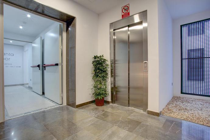 Imagen de los interiores del Apartamentos Lewis and Peter Apartments Los Remedios. Foto 16