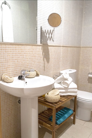 Imagen de la habitación del Apartamentos Lh Plaza Mayor. Foto 17