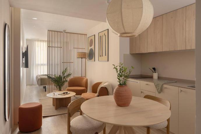 Imagen de la habitación del Apartamentos L&iacute;bere Alicante Rambla. Foto 18